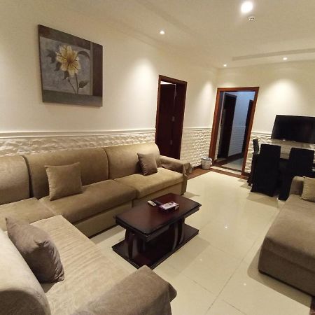 Celine Al Motamaiza Furnished Apartment Jeddah Ngoại thất bức ảnh