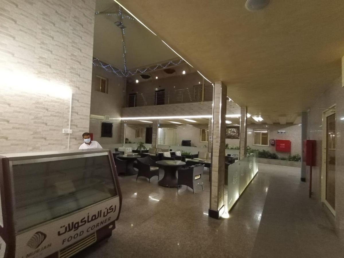 Celine Al Motamaiza Furnished Apartment Jeddah Ngoại thất bức ảnh
