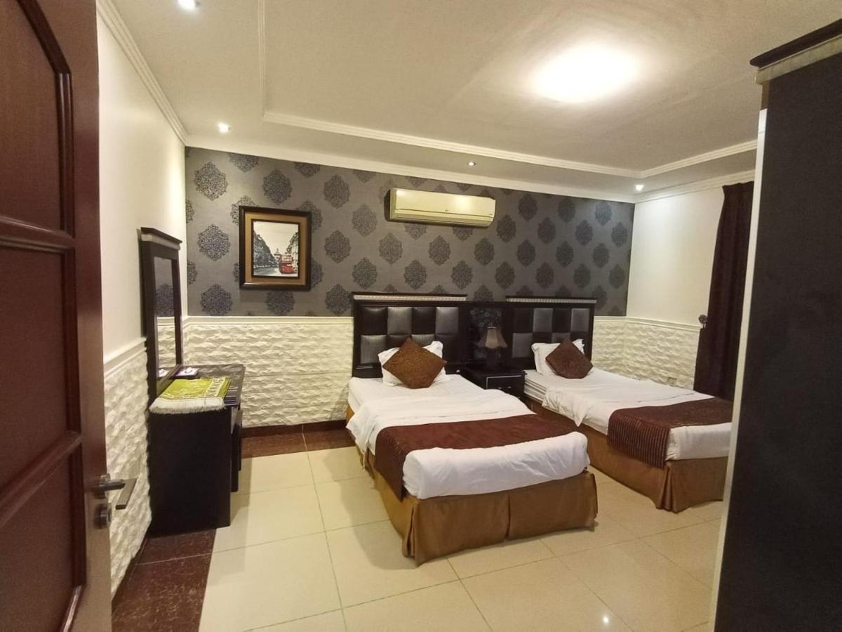 Celine Al Motamaiza Furnished Apartment Jeddah Ngoại thất bức ảnh