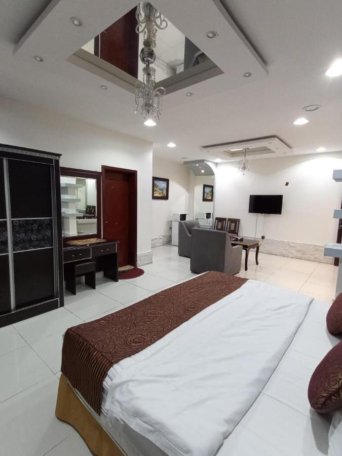 Celine Al Motamaiza Furnished Apartment Jeddah Ngoại thất bức ảnh